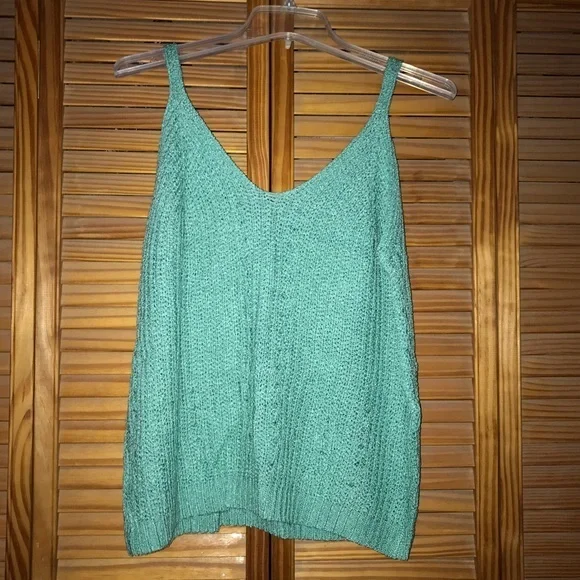 V Neck Tank Top Sweater‎ NWOT - Picture 2 of 9